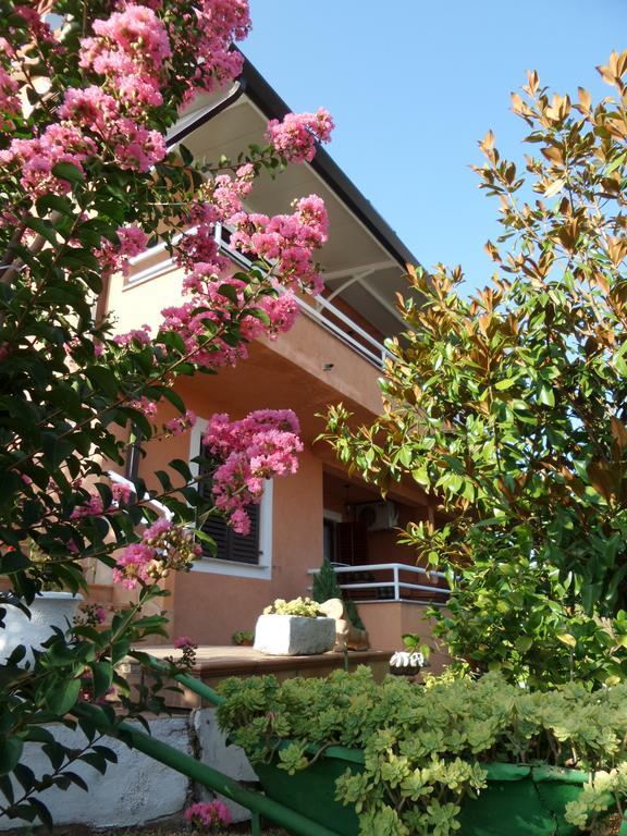 Apartmani Lina Umag Kültér fotó
